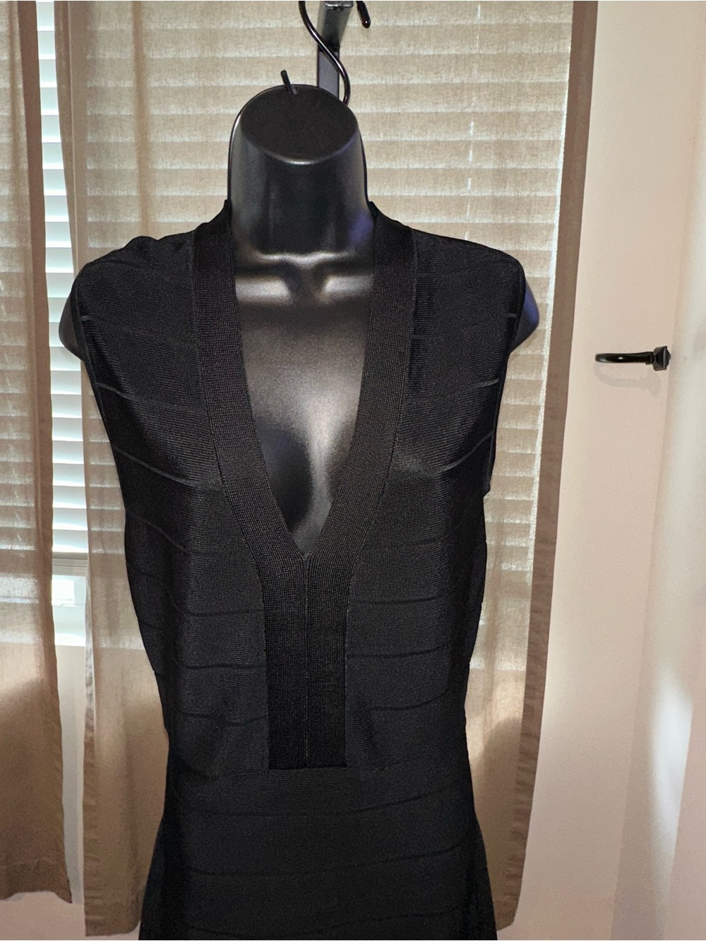 Black Sleeveless V-Neck Bodycon Dress